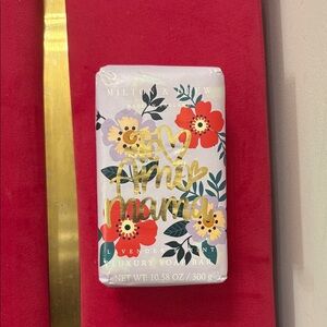 Te Amo Mama 🫶🏽 Lavender Mint Luxury Soap Bar